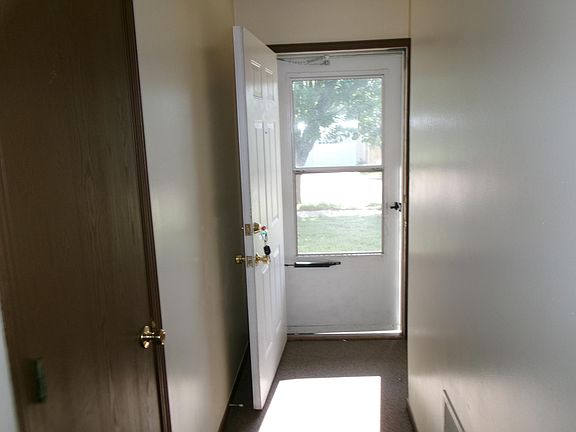 2nd image of 1001 N 4th St