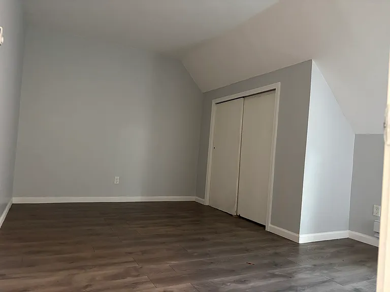 33 Walnut St #3 — Photo 10
