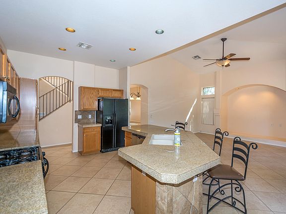 5th image of 11081 N Tapestry Dr
