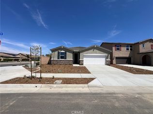 1740 Tapaderos St, Hemet, CA 92545