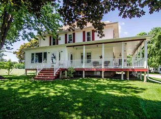 N8161 Miller Rd, Seymour, WI 54165