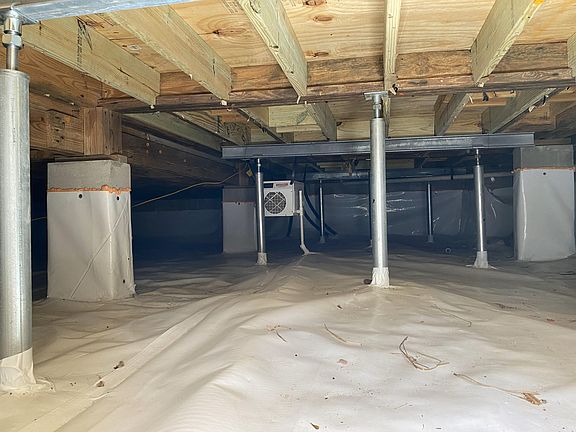 2nd image of 231 Seville Cir