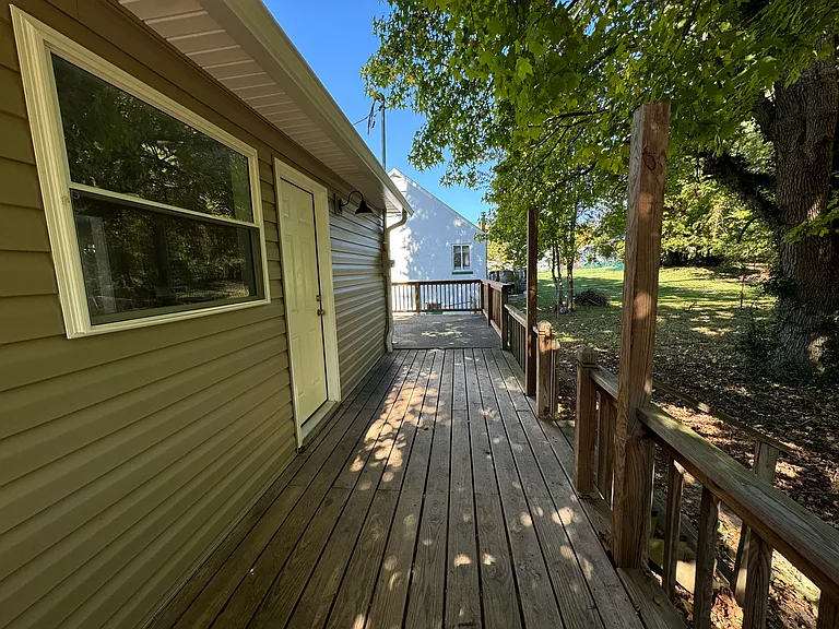928 Meadow Dr — Photo 37