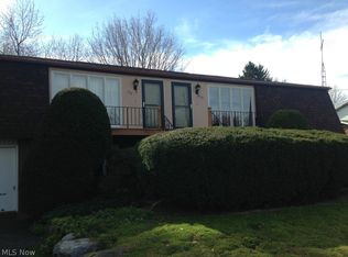 1115 S Nickelplate St, Louisville, OH 44641