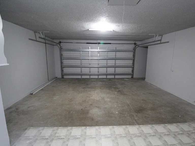 7859 Bay Meadows Dr — Photo 24