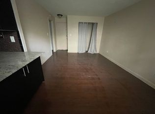 663-108 W Grace St #104, Chicago, IL 60613