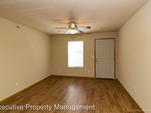 3rd image of 547 Olive St APT 311