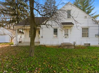 1524 Woodrow Dr, Kalamazoo, MI