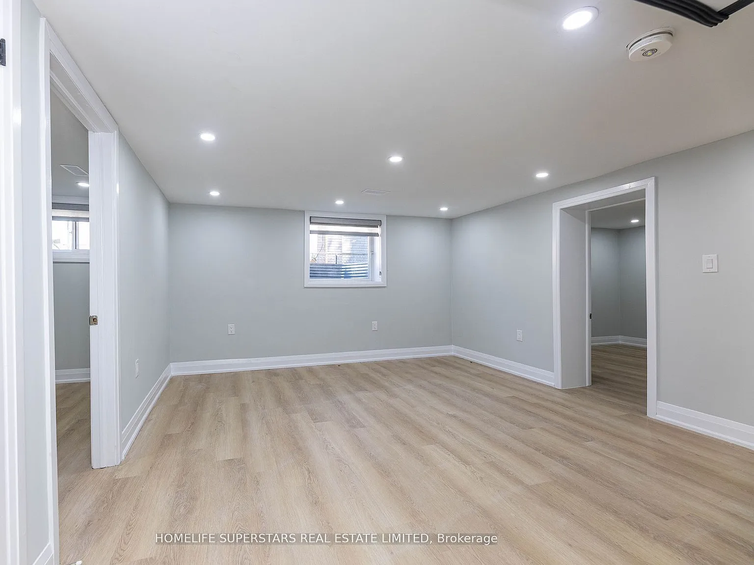 3 bed, $2,000 — Photo 2