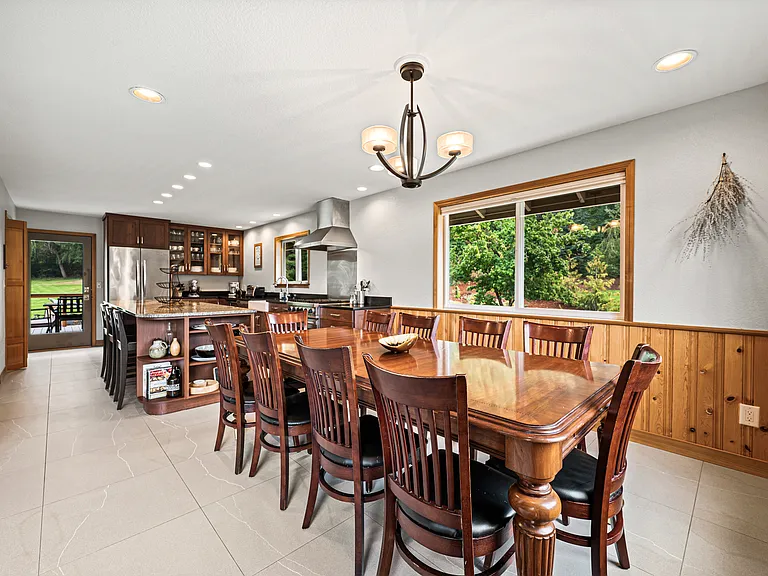 9581 E Leavenworth Rd — Photo 11