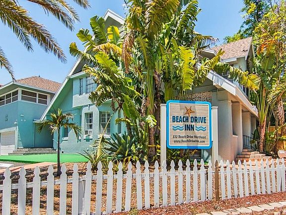 5th image of 532 Beach Dr NE