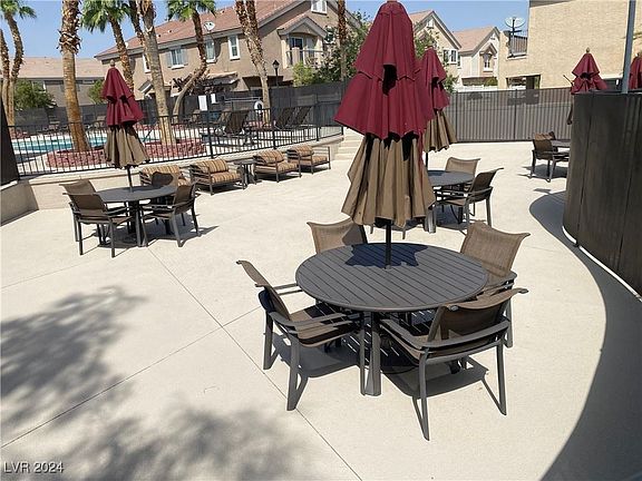 3rd image of 10084 Sunset Palisades Way Unit 102