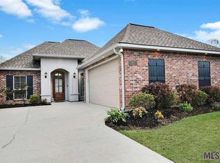 9407 Wyndham Way, Denham Springs, LA 70726