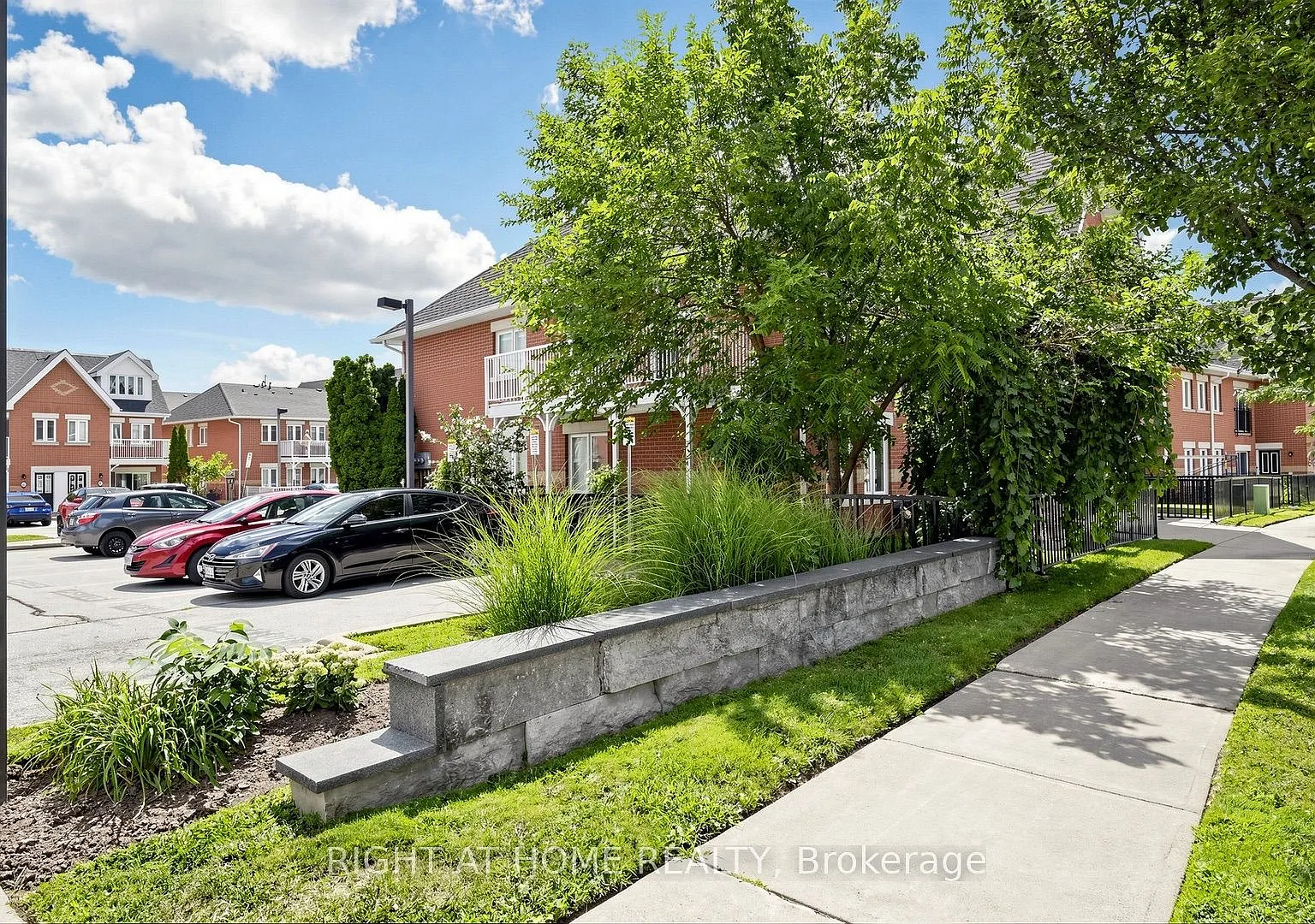2 bed, $2,375 — Photo 4