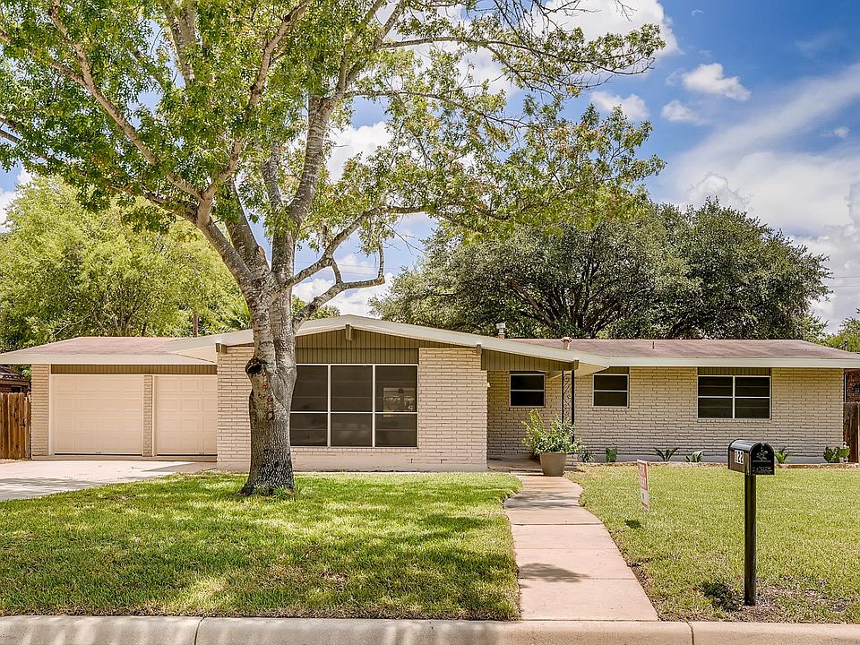 1st image of 122 Lemonwood Ave