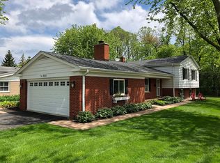 1133 Terrace Ln, Glenview, IL 60025