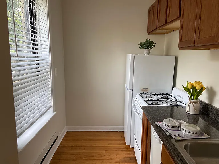 923 W Waveland Ave #1 — Photo 15