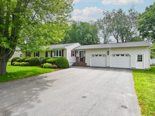 6 Colonial Drive, Saco, ME 04072