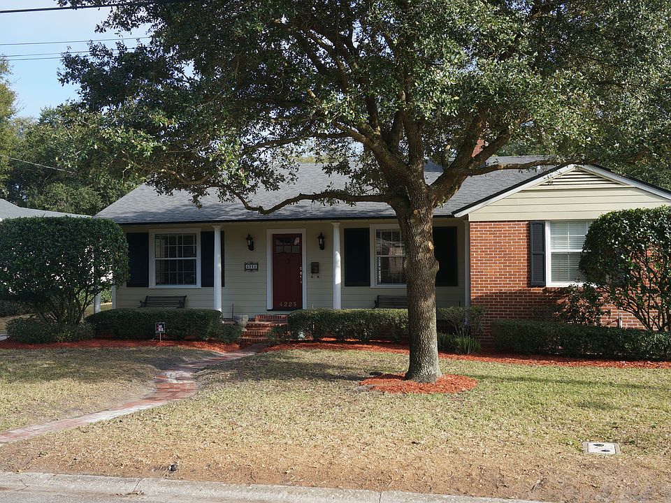 1st image of 4225 Great Oaks Ln