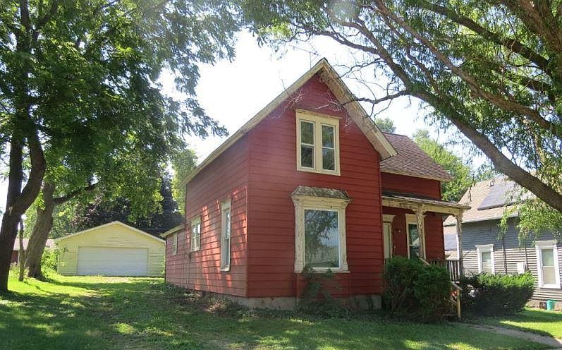 1st image of 273 E Jefferson Ave
