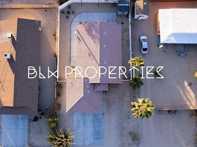 6150 Mariposa Ave — Photo 3