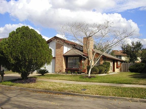 2nd image of 17103 Artwood Ln