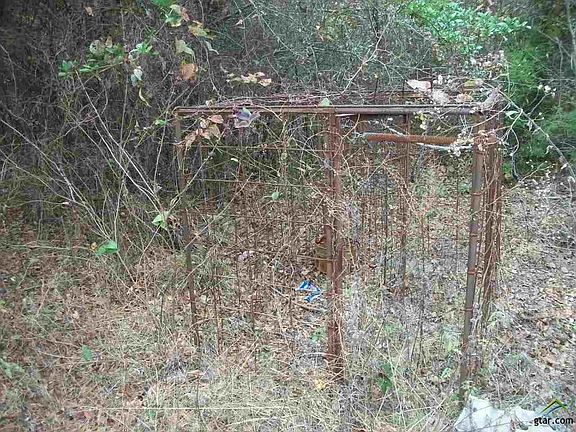 4th image of 4527 N Highway 259