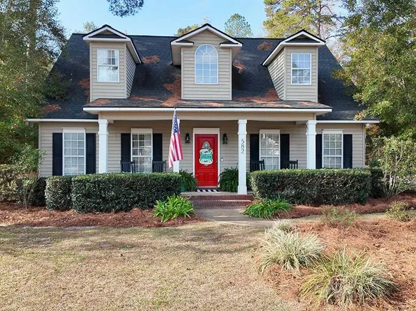 582 E Gate Dr, Thomasville, GA 31757