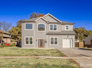 128 Winthrop Rd, Edison, NJ 08817