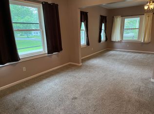 2114 S Spring St, Springfield, IL 62704
