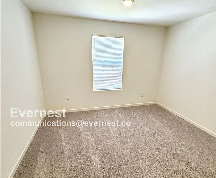 135 Flowering Cherry St — Photo 11