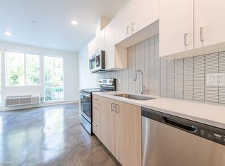 8770 N Willamette Blvd #201, Portland, OR 97203