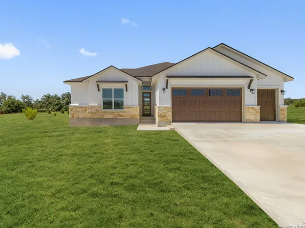 518 John Price, Blanco, TX 78606