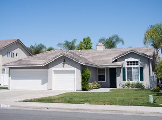 40145 Spinning Wheel Dr, Murrieta, CA 92562