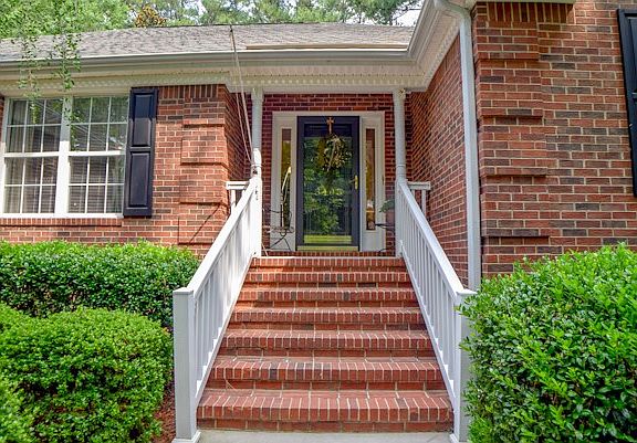 3rd image of 3405 Glenview Dr