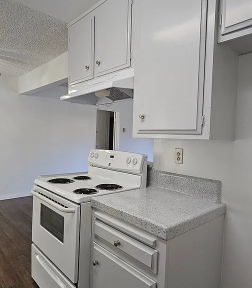 10635 Colima Rd — Photo 30