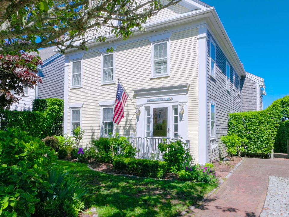 1st image of 14 Goldfinch Dr