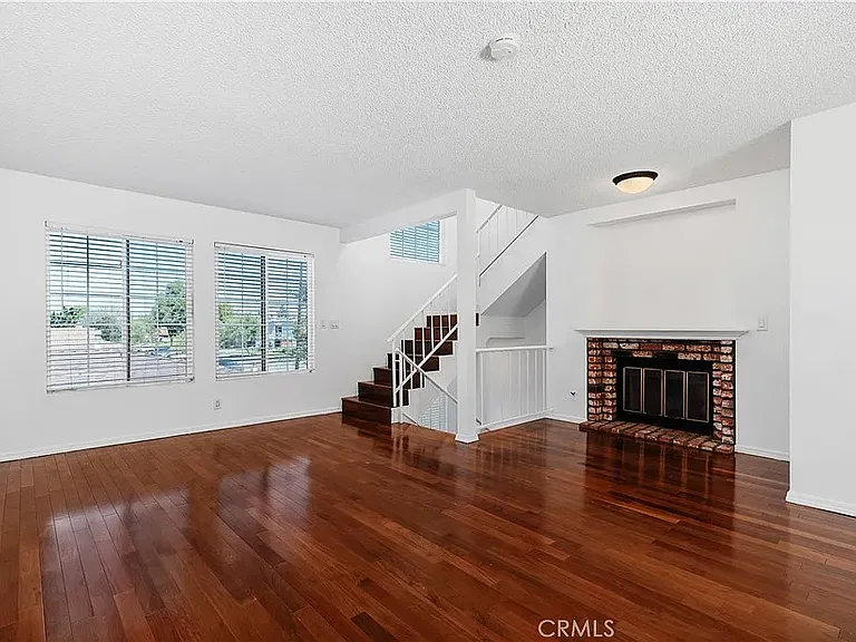 3876 Howard Ave #7 — Photo 6