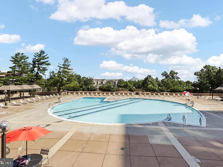3705 S George Mason Dr #2202S — Photo 25