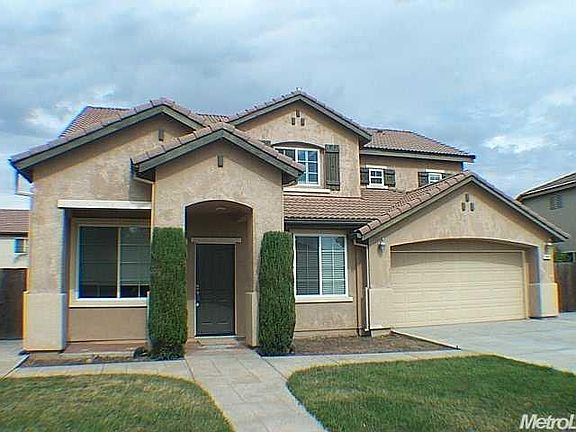 2nd image of 1947 Purple Sage Way