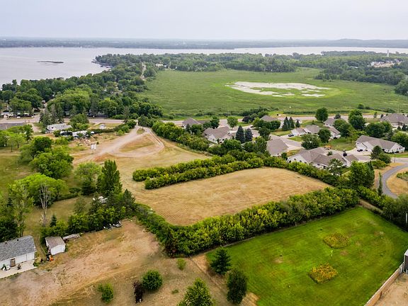 2nd image of Long Bridge Rd