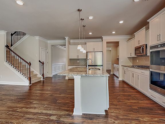 2nd image of 5301 Ennisworth Ln
