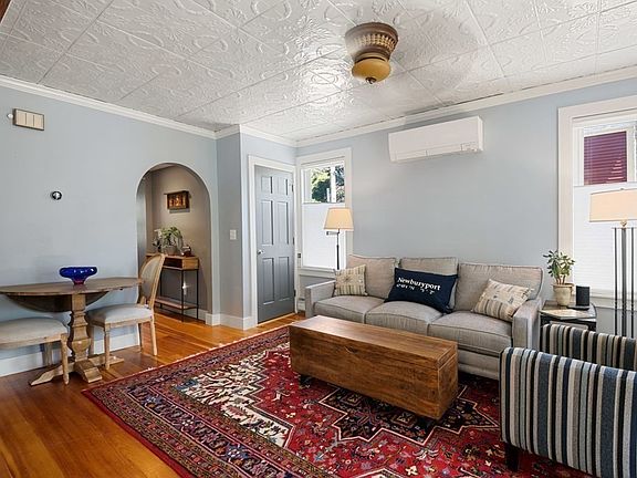 2nd image of 21 Carter St #1