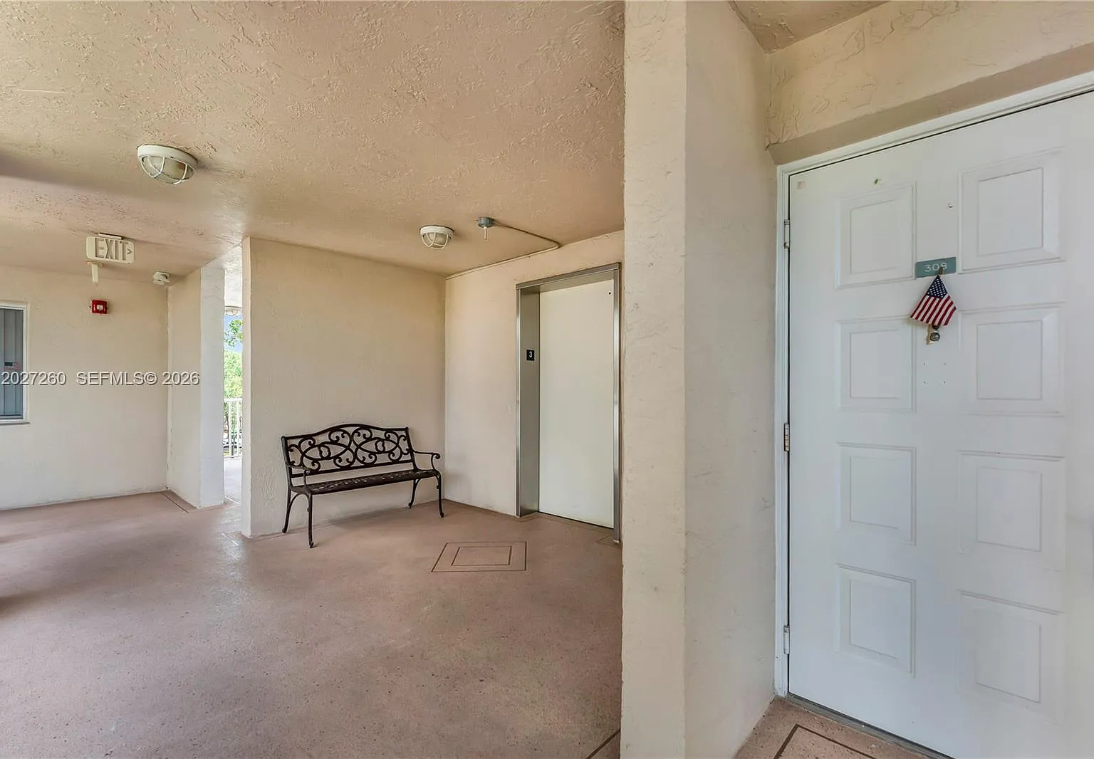 Weldon Condominium G — Photo 4