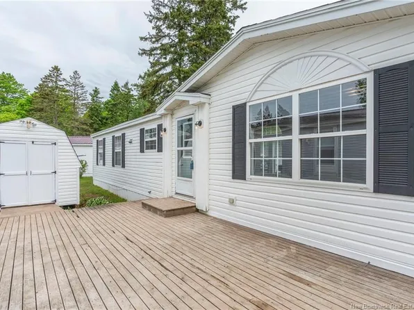 37 Walnut Ln, Quispamsis, NB E2G 1W8