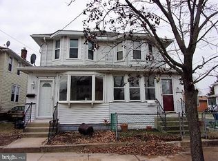 11 Burke St, Riverside, NJ 08075