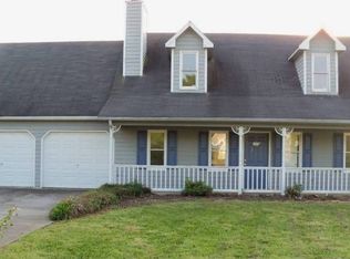 12 Cannon Ct, Cartersville, GA 30120