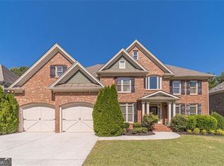 953 Lakebend Dr, Lawrenceville, GA 30045