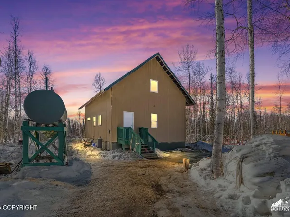 14357 N Stormybrook Cir, Palmer, AK 99688