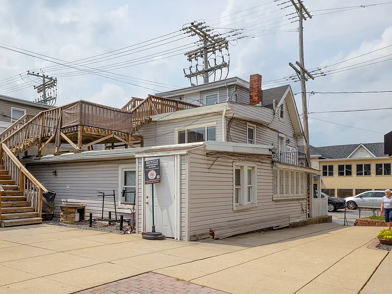 825 Frederick Rd #2 — Photo 11